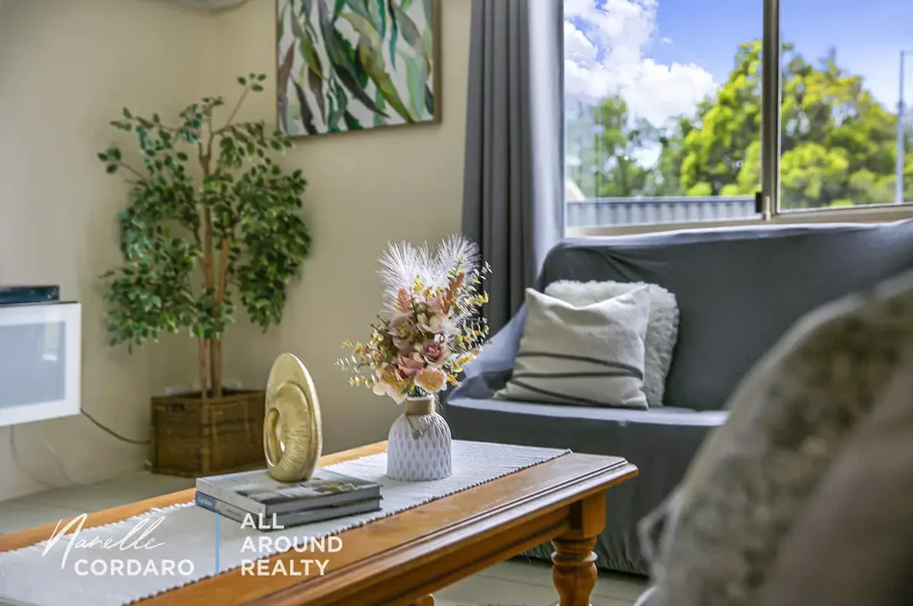 Caboolture 4Phòng ngủ DREAMING OF SPACE, PRIVACY AND POTENTIAL?  THIS HOME HAS IT ALL!
