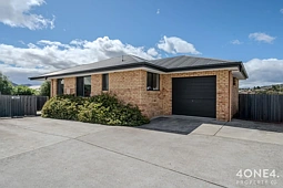 2/21 Norman Circle, Glenorchy
