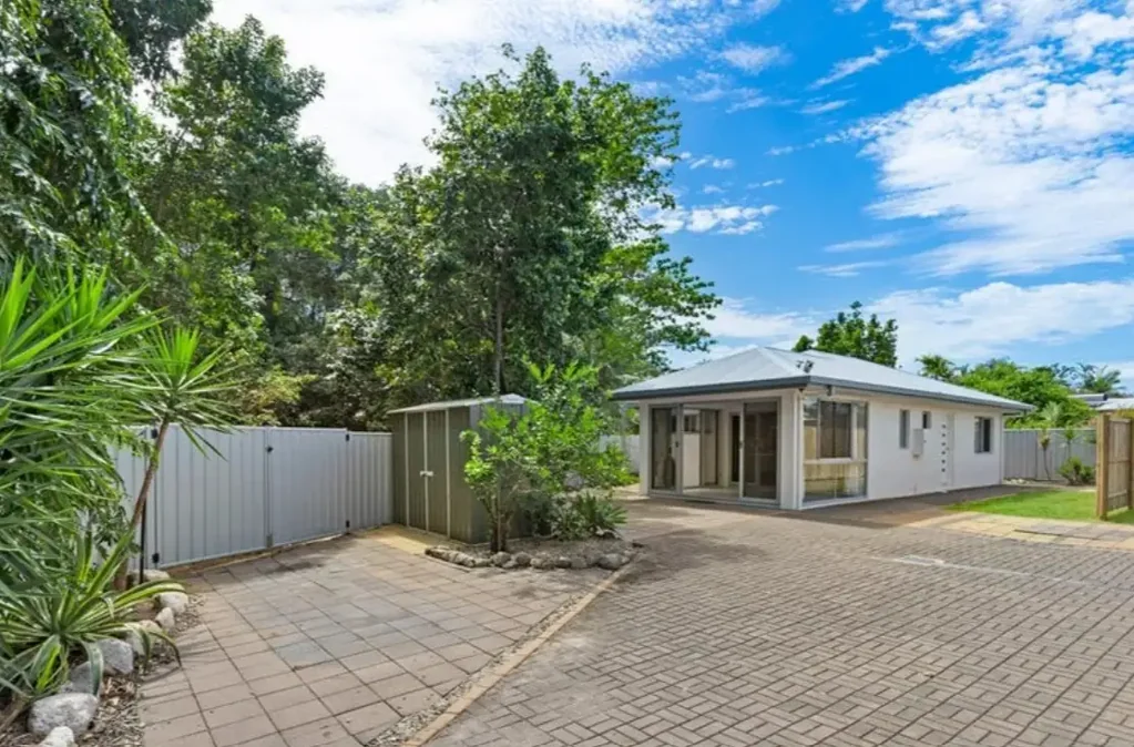 PRIVATE AND SECURE - IMMACULATELY PRESENTED VILLA WITH BUSHLAND BACKDROP!