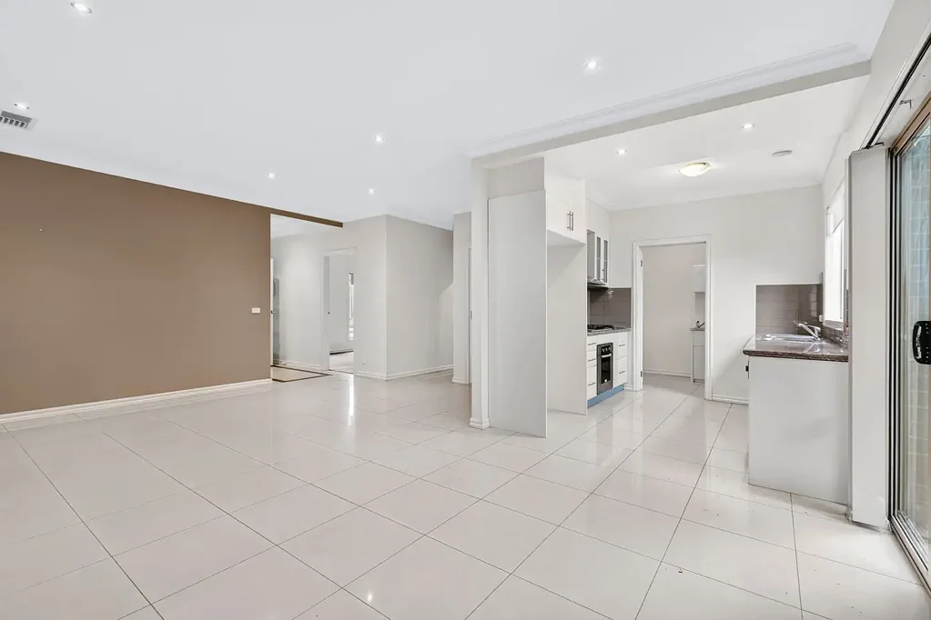 4/3-4 Rendell Place, Hampton Park, VIC 3976
