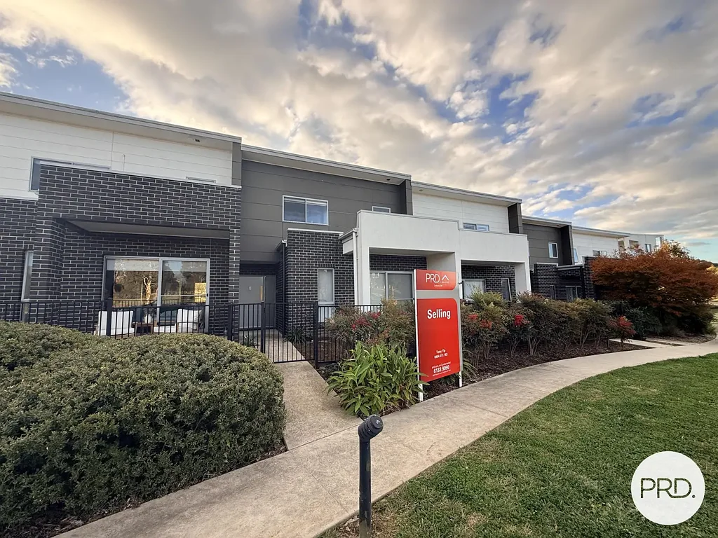 Lawson 4房  Stylish Townhouse in a Prime Location