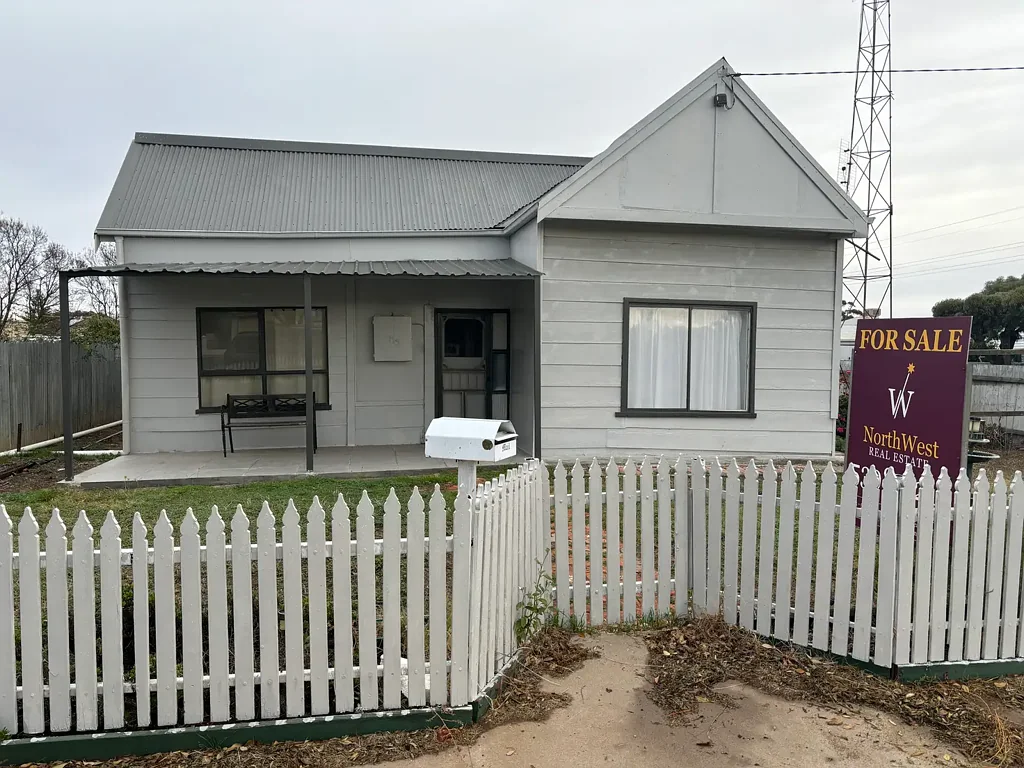 115 Cumming Avenue, Birchip, VIC 3483