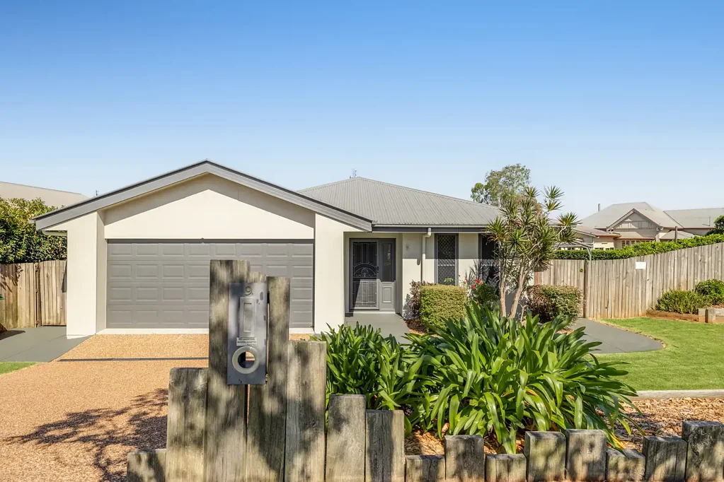 9 Highgrove Drive, Highfields, QLD 4352