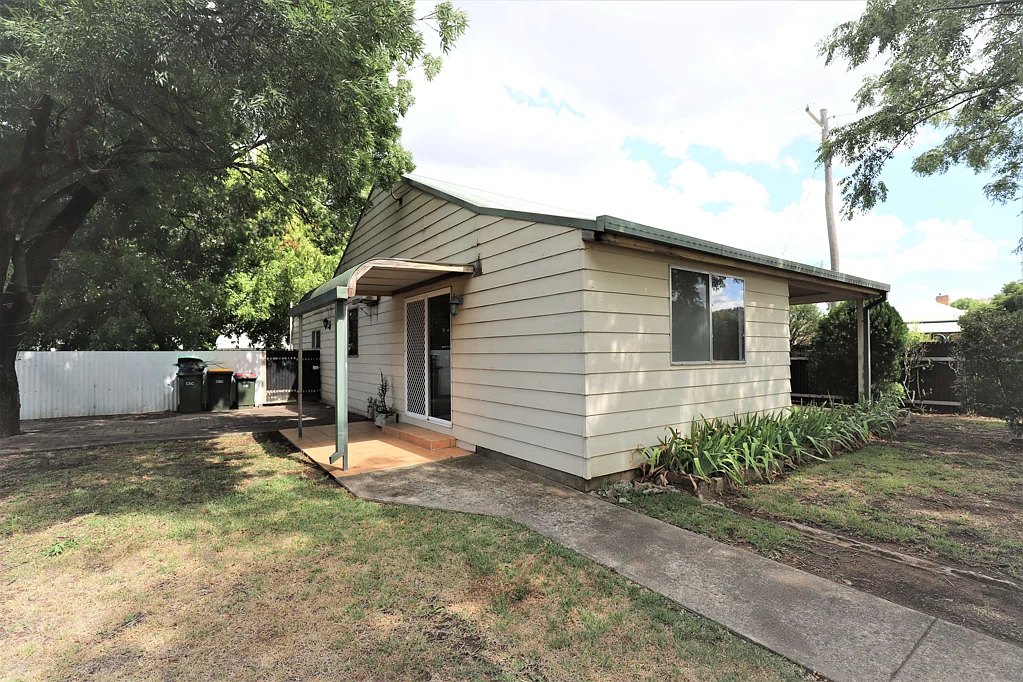 198 Hovell Street, Cootamundra, NSW 2590