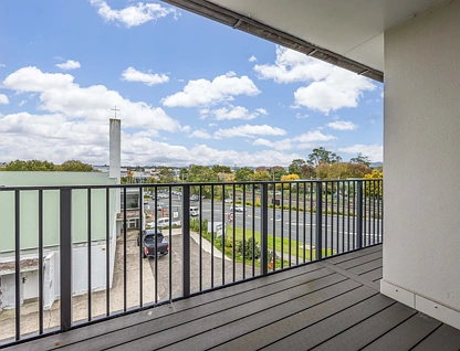 3Y/1 Wadier Place, Henderson, Waitakere City, 2 ห้องนอน, 1 ห้องน้ำ, Apartment