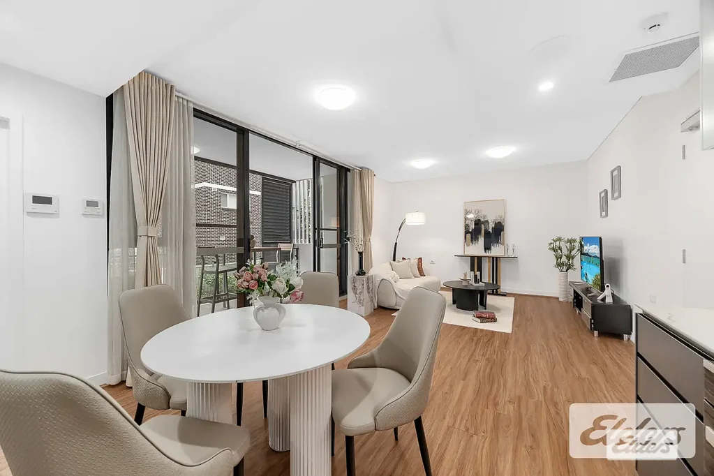 Epping 1ਬੈੱਡਰੂਮ Prestigious Park-Side Living in the Heart of Epping