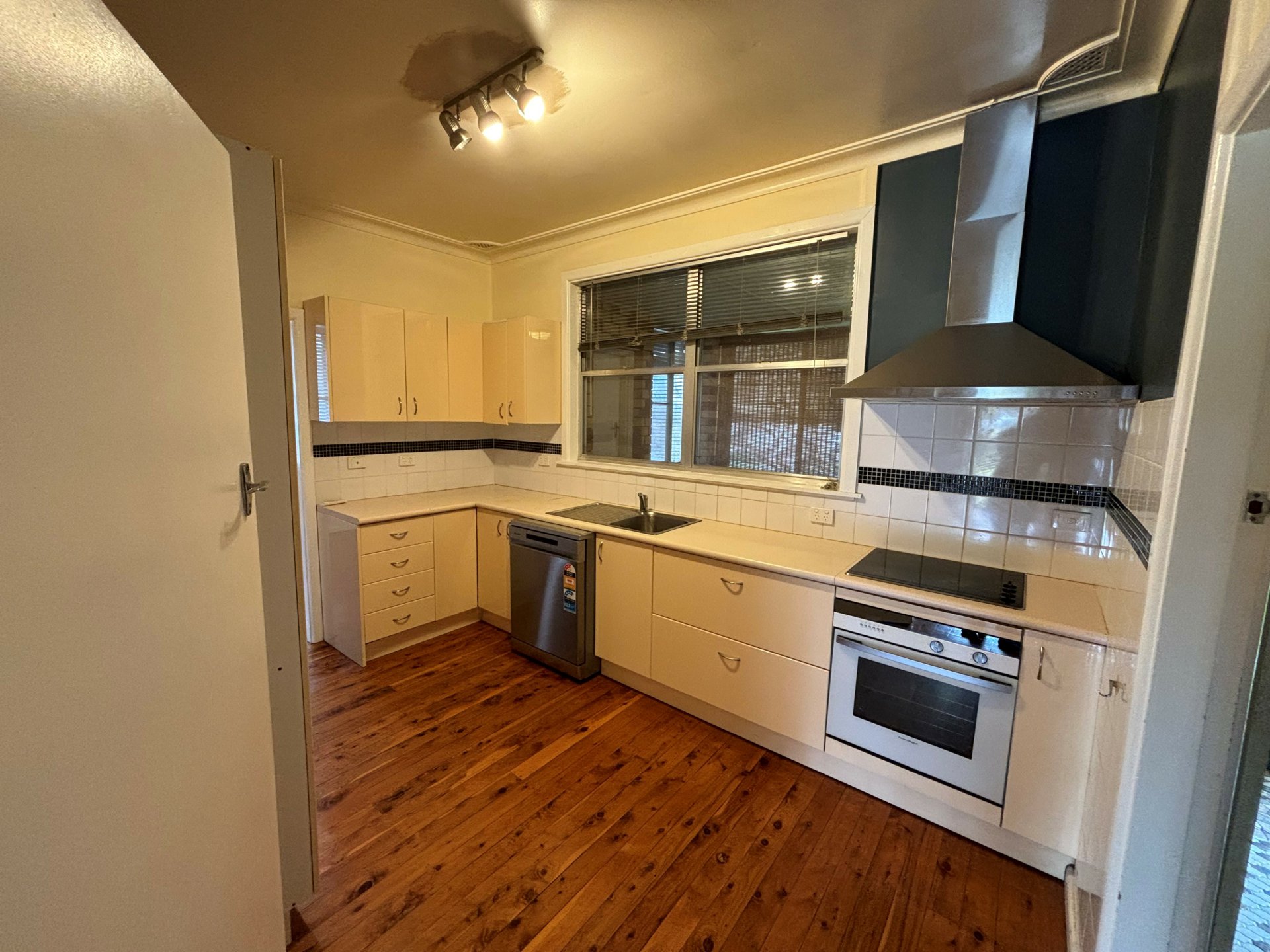 32 HYMAN ST, NORTH TAMWORTH NSW 2340, 0 침실, 0 욕실, House