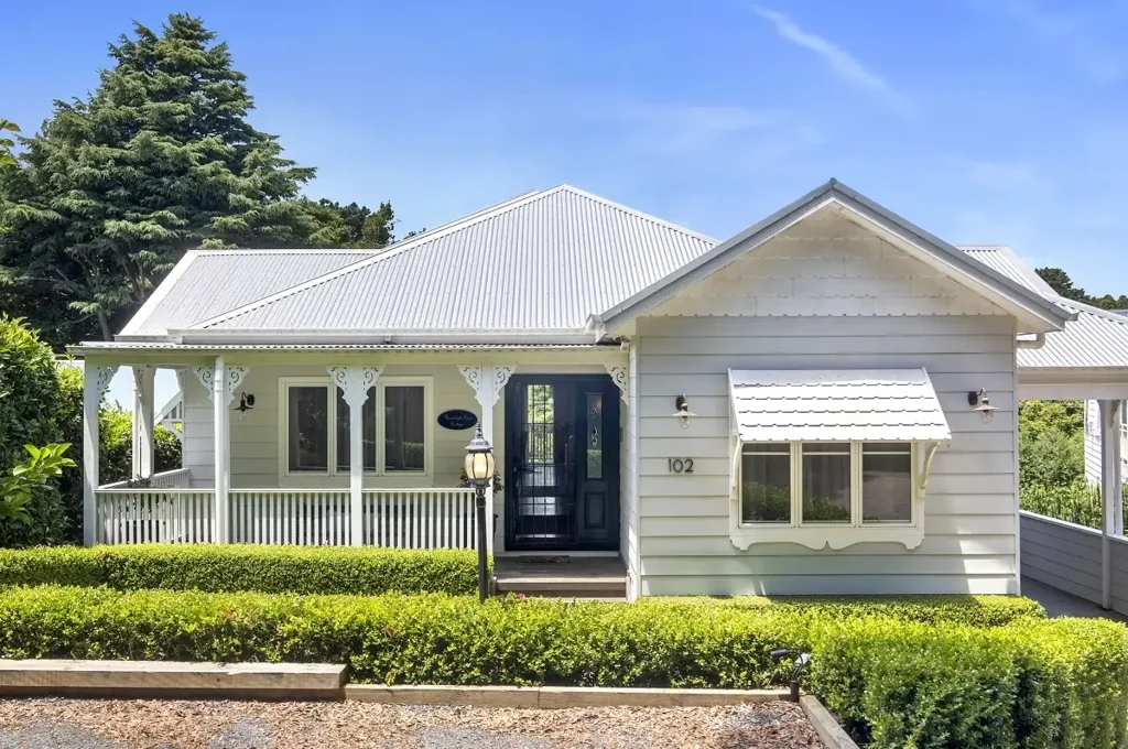 Robertson 3房  A Captivating Showcase of Beauty, Elegance and Luxury
