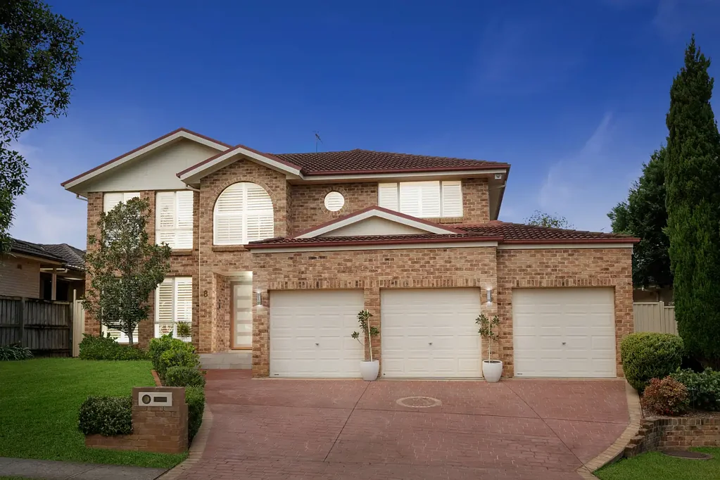Kellyville Ridge 4部屋 Spacious Family Living with Multiple Living Rooms & Triple Garage Flexibility