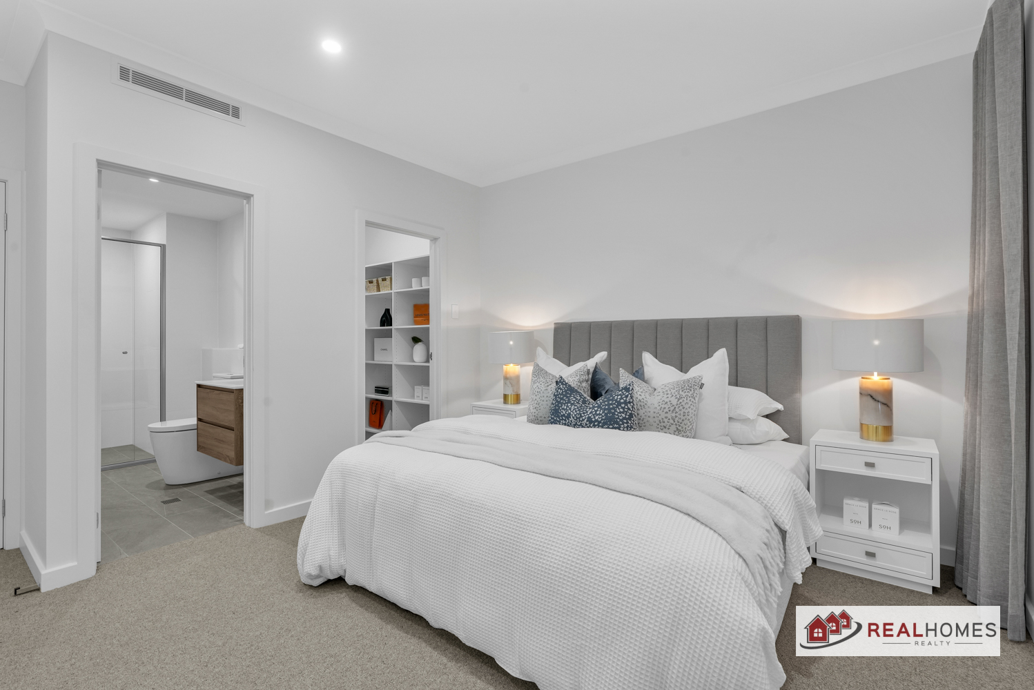 62 BRADLEY ST, GLENMORE PARK NSW 2745, 0部屋, 0バスルーム, Townhouse