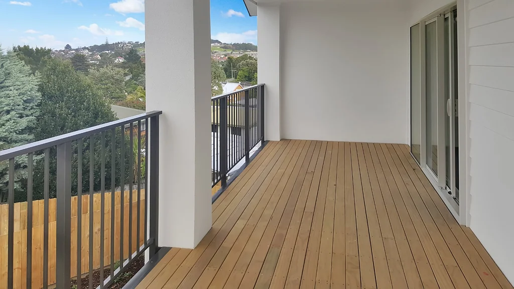 SPACIOUS TOWNHOUSE -4 BEDROOMS-MELIA PLACE