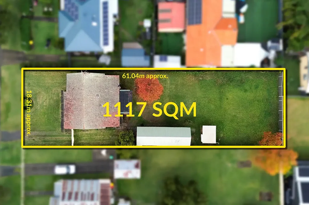 Riverstone 4房 黄金地块1170sqm 罕见分割潜力 遮盖户外露台 双车位车库 便捷交通配套 宽敞四卧设计 Rare Opportunity to Develop on Generous 1117sqm Block with approx. 18.31m frontage!