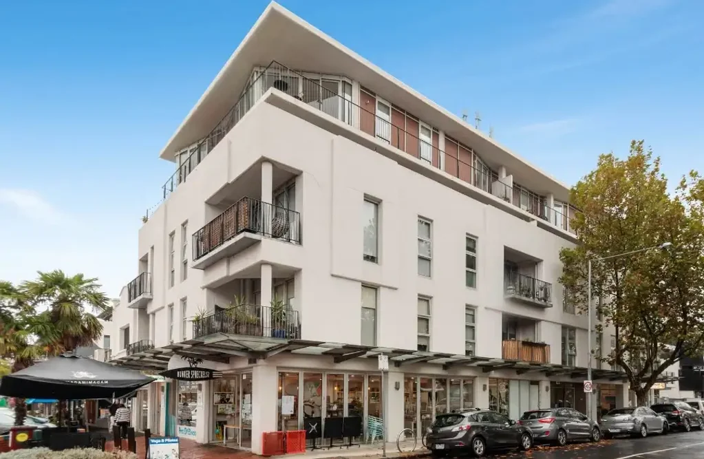 HEART OF ELWOOD VILLAGE