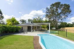 1/71 Oxley Drive, Barellan Point