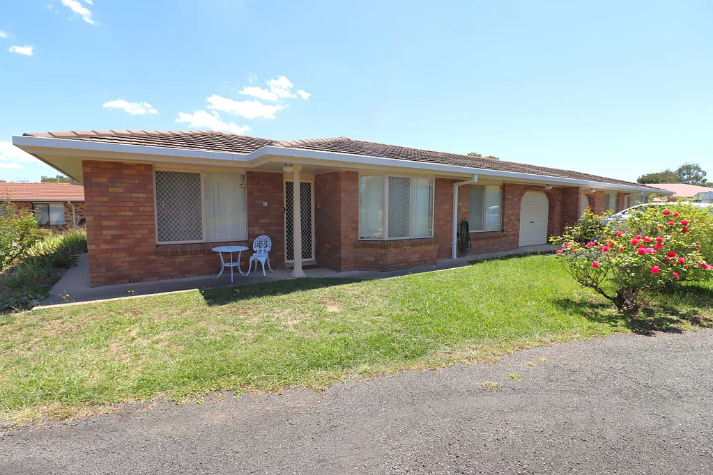 4/380 Grey Street, Glen Innes, NSW 2370