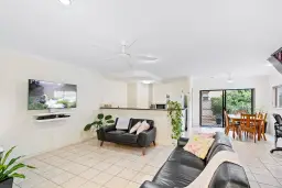 7/24-26 Old Smithfield Road, Freshwater