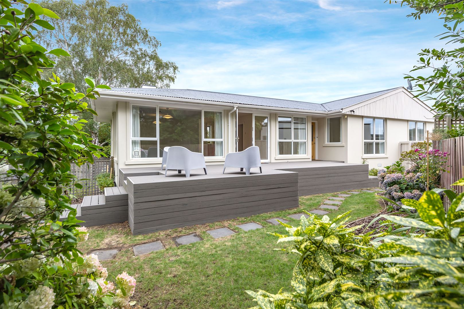 2/14 Garreg Road, Fendalton, Christchurch, 2 habitaciones, 1 baños