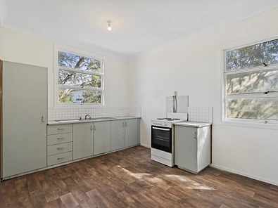 30 Golf Links Road, Rocklea, QLD 4106, 4 slaapkamers, 1 badkamers, House