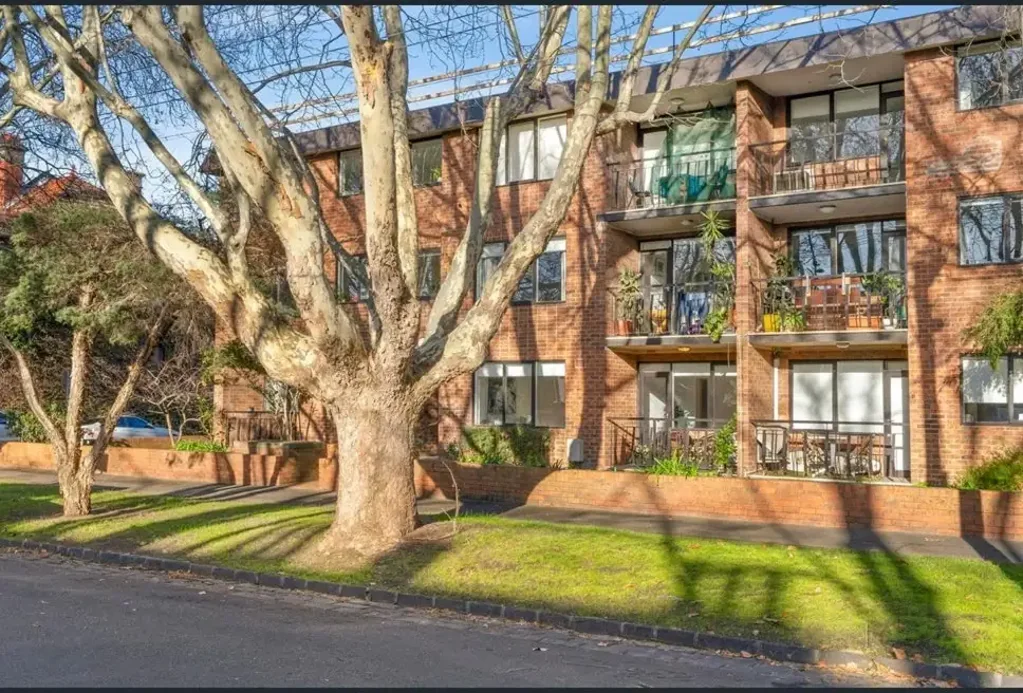 2/24 Park Street, St Kilda West, VIC 3182