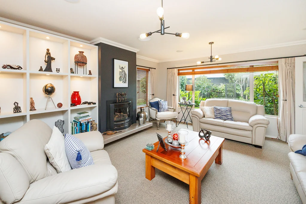 Fitzherbert 3房  Feature-Packed Living