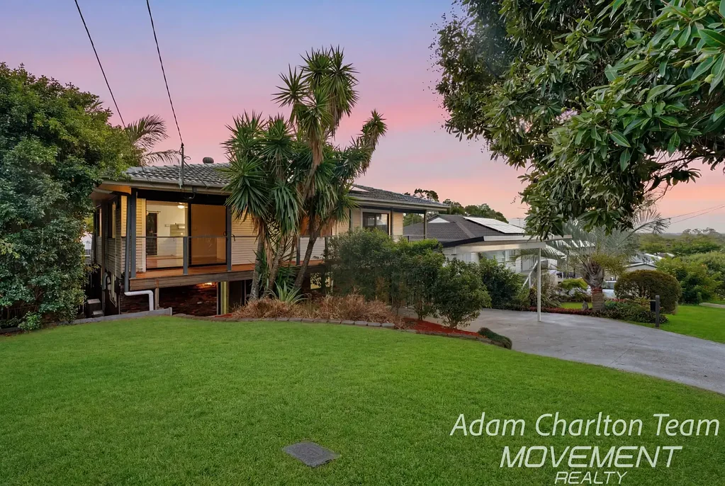 Bracken Ridge 3 Slaapkamer Spacious Family Living with Multiple Living Areas & Ample Entertaining Space