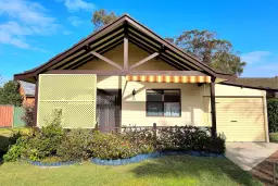 UNIT 52 12 GOLDENS RD, Forster