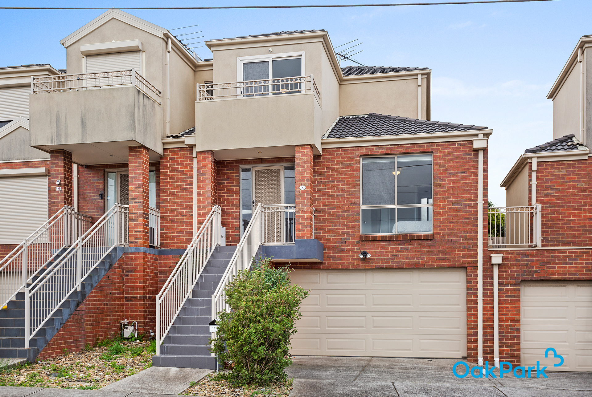 142 WATERLOO RD, PASCOE VALE VIC 3044, 0 rūma, 0 rūma horoi, Townhouse