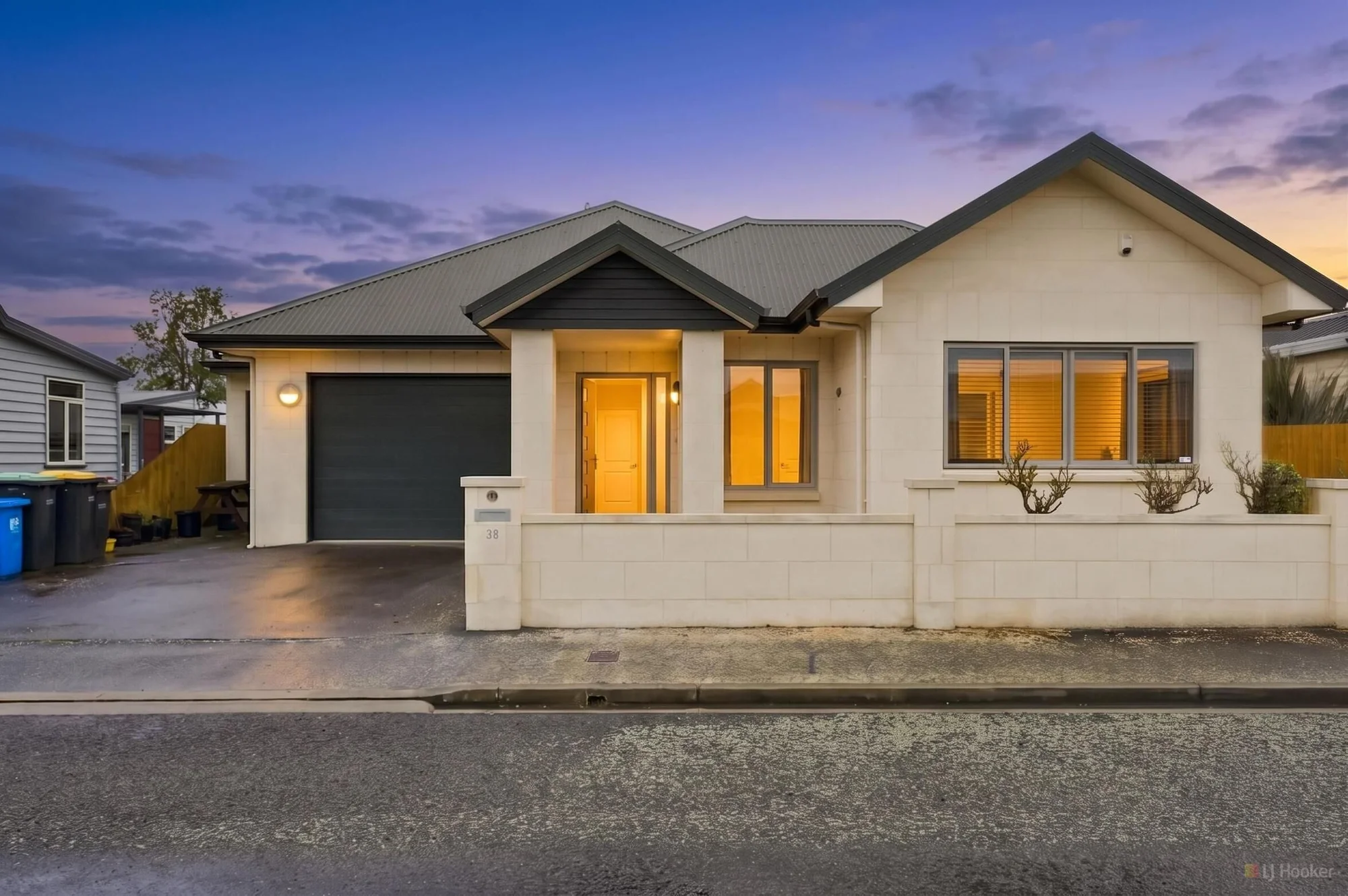 Seaview 2Zimmer Central Oamaru Stone Townhouse