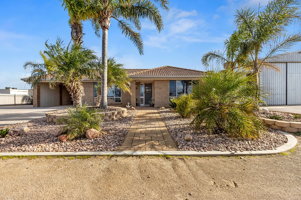 17 Athena Drive, Wallaroo, SA 5556