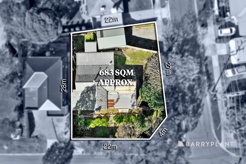 Bayswater North 3 Bedroom Corner the potential.