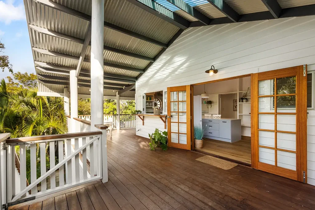 Coolum Beach 5Phòng ngủ Timeless Character Meets Modern Luxury