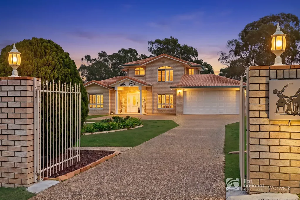 Warwick 5ਬੈੱਡਰੂਮ Where Modern Luxury Meets Peaceful Family Living