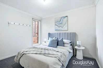 2/6 Farnsworth Street, Sunshine, VIC 3020, 2房, 1浴, Unit
