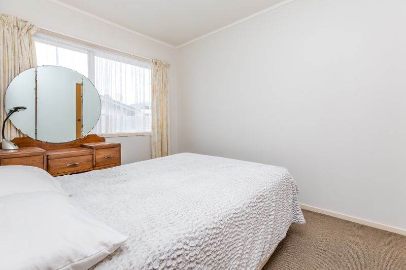 2/8 Liam Place, Half Moon Bay, Auckland - Manukau, 2 phòng ngủ, 1 phòng tắm