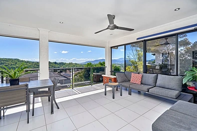 13 Trumpeter Street, Kanimbla, QLD 4870, 4 Bedrooms, 3 Bathrooms, House