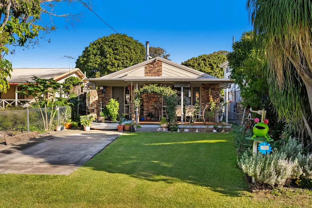 Nudgee Beach 3Zimmer Low-set with Dual Street Access