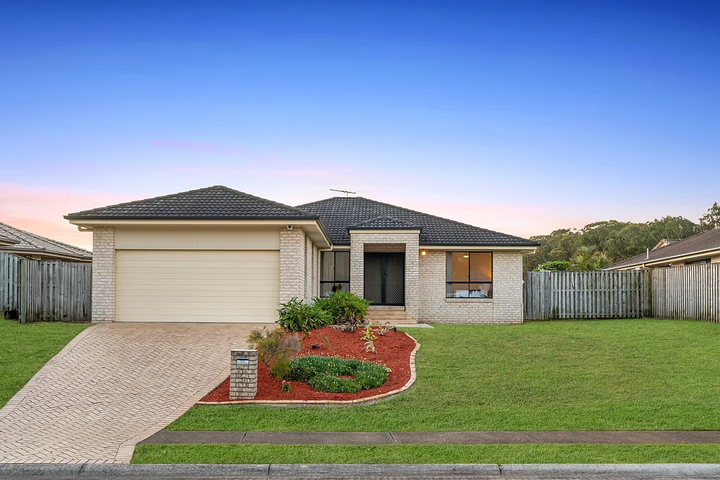 35 Mayes Circuit, Caboolture, QLD 4510