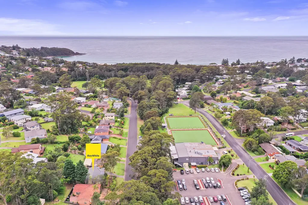 52 Valley Drive, Mollymook Beach, NSW 2539