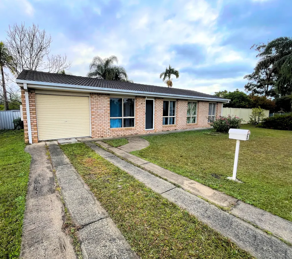 Well-Presented 4-Bedroom Home in Prime Morayfield Location - Available Now!