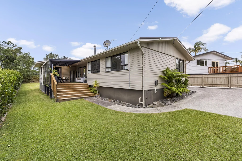 8 Karaka Road, Whenuapai, Waitakere City, Auckland