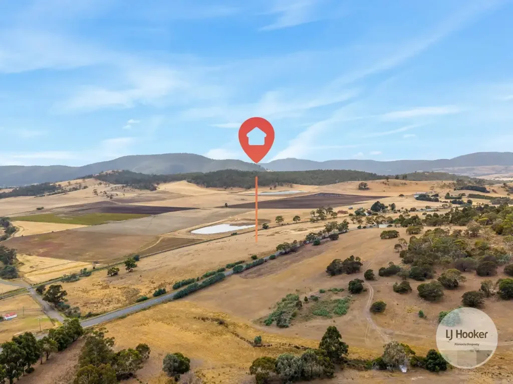 Campania Campania - some 11.85 hectares of prime land - with plans ready to go!