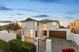 25 Cavallaro Street, Robertson