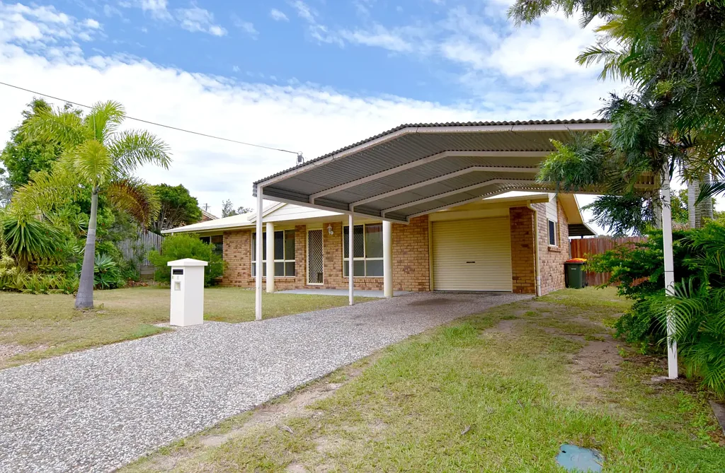 COMFORT, SPACE AND EVERYDAY EASE - YOUR IDEAL HOME AWAITS AT 5 LADY ELLIOT DRIVE!