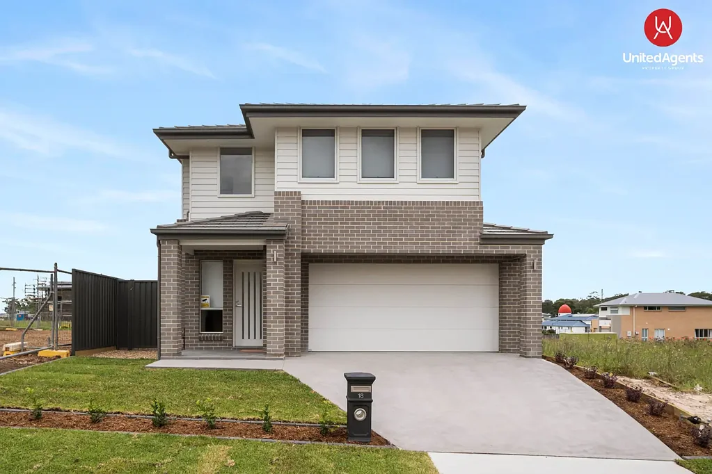 WELCOME TO A LUXURIOUS HOME!