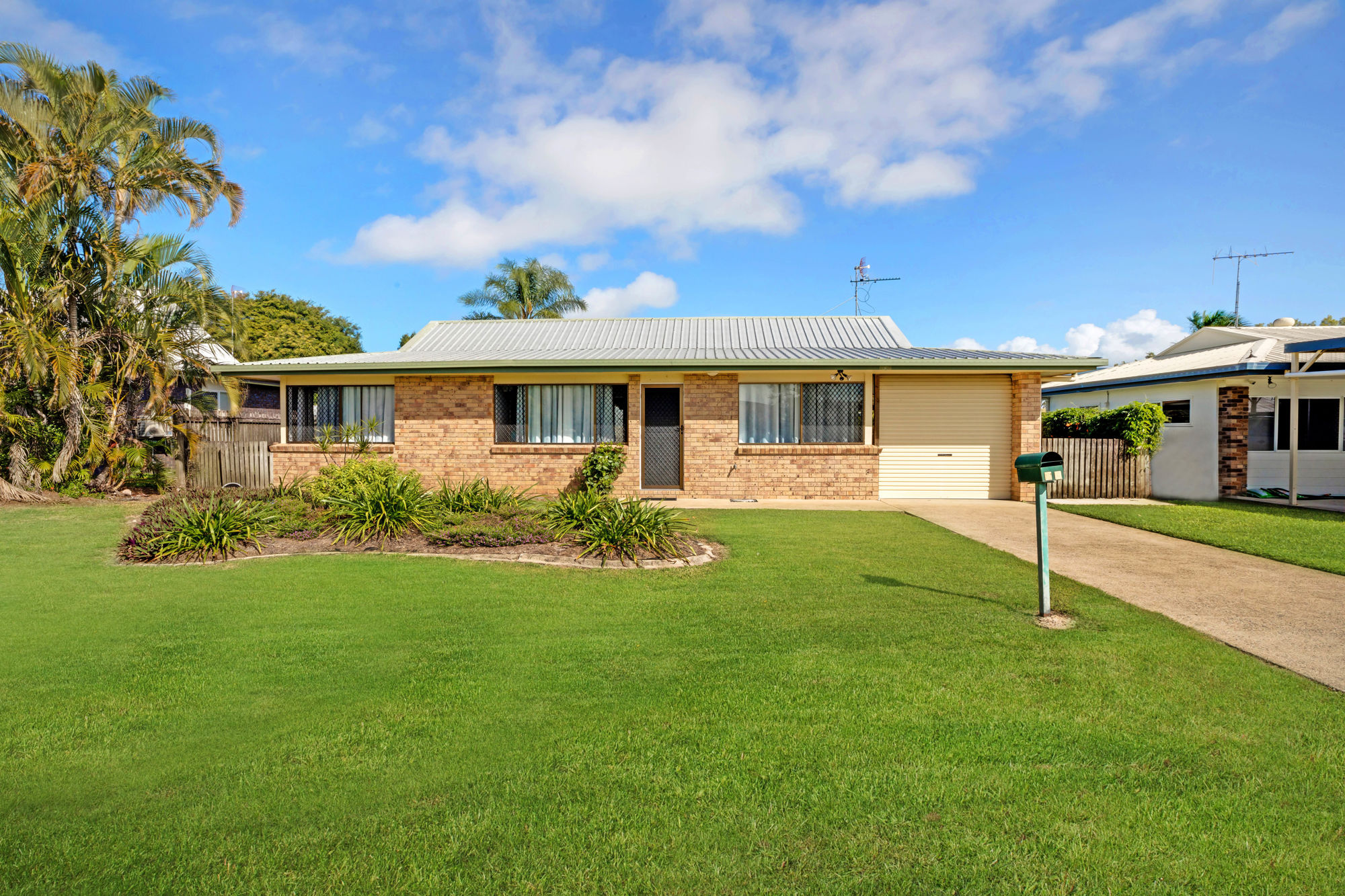 23 FATNOWNA ST, ANDERGROVE QLD 4740, 0 habitaciones, 0 baños, House