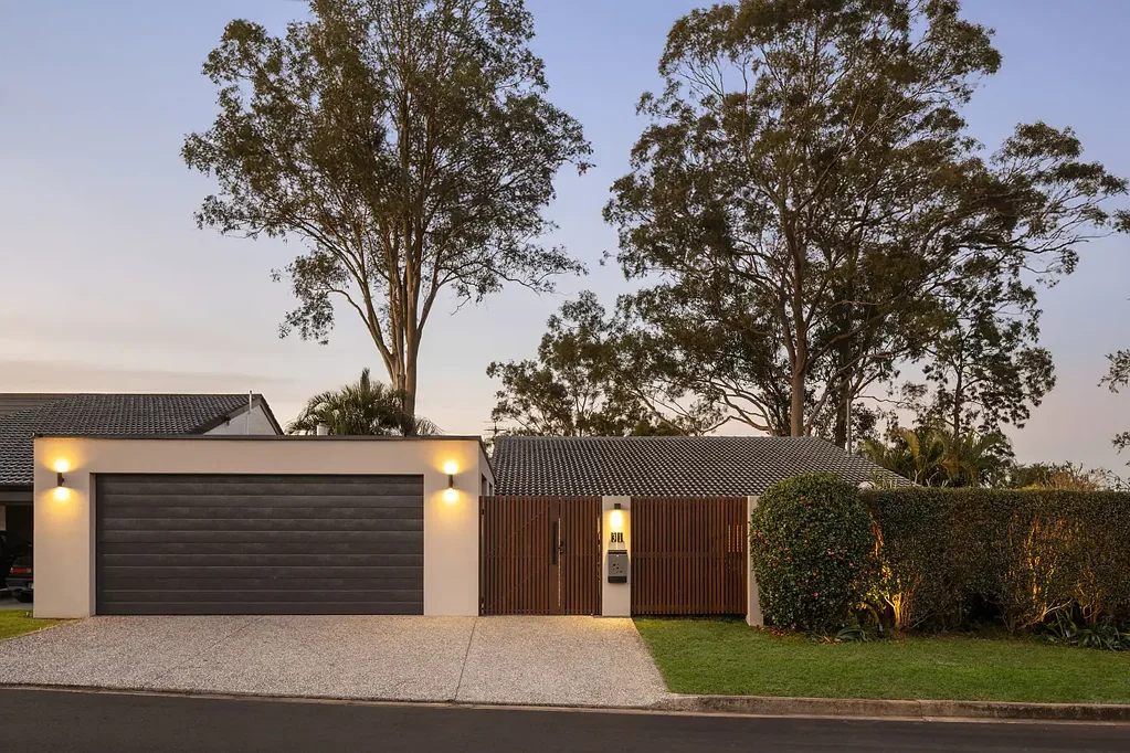 31 Gleneagle Street, Kenmore, QLD 4069