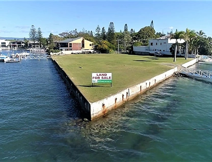 12-16 Poinsettia Avenue, Runaway Bay, Gold Coast, 0 chambres, 0 salles de bain, Section