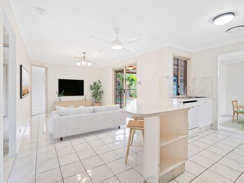Burleigh Waters 3 Bedroom Well maintained & versatile family home. Ripe for renovation!