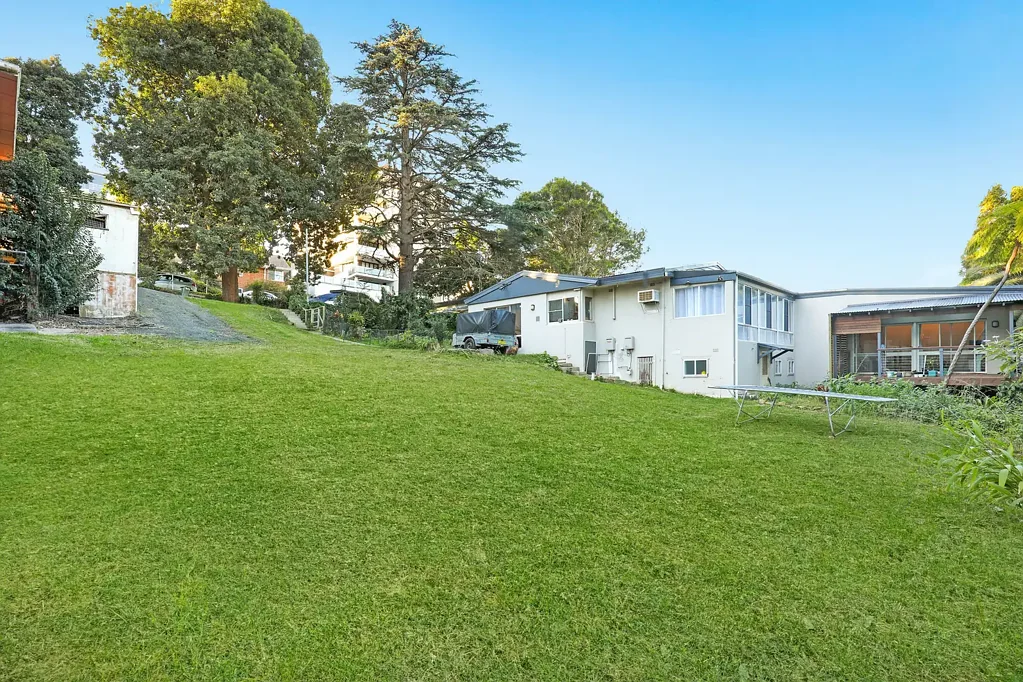 Wollongong Unlock the potential of this exceptional land!