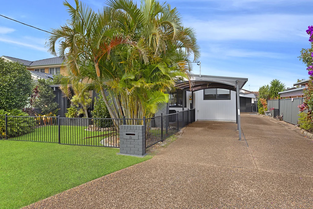 19 Phillip Street, Shelly Beach, NSW 2261